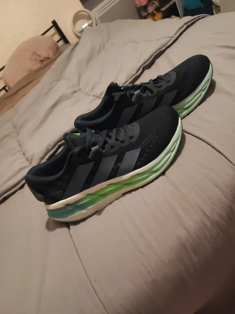 Used Adidas adistar bike — image 1 of 7