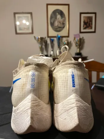 Käytetty Scarpa Vaporfly Next% bike — kuva 4 / 13