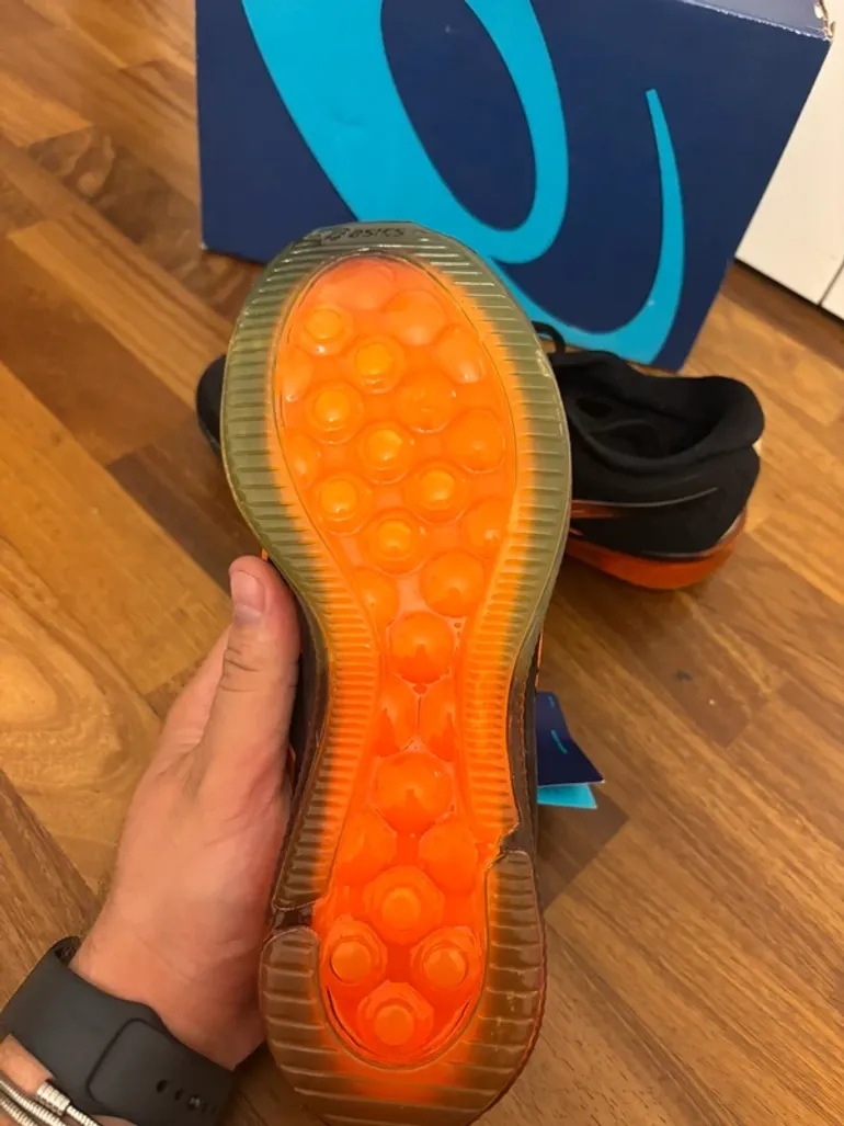 Used Asics Gel Quantum Infinity bike — image 3 of 7