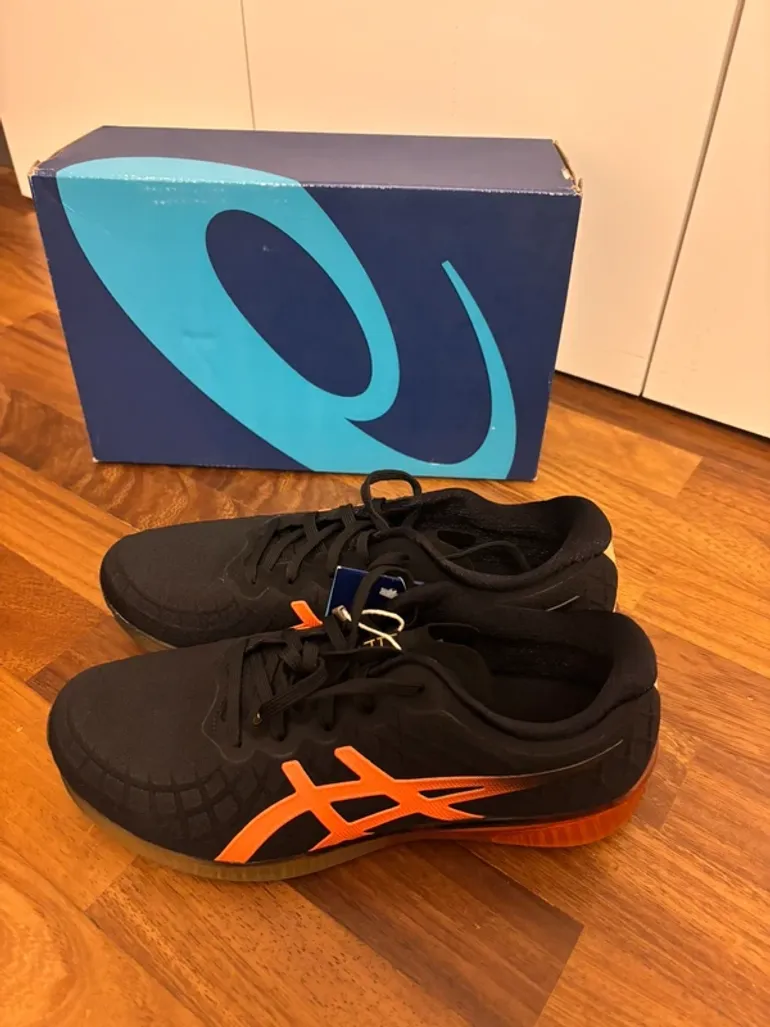 Used Asics Gel Quantum Infinity bike — image 5 of 7