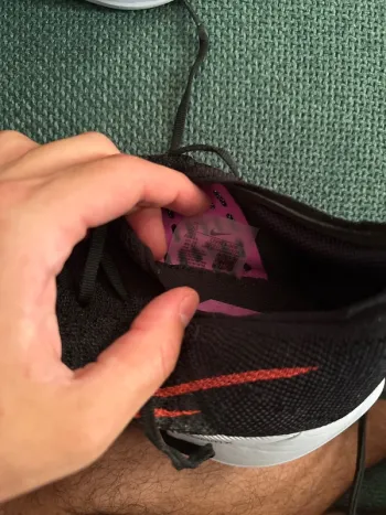 Used Nike Air Zoom Tiempo NEXT% bike — image 4 of 6