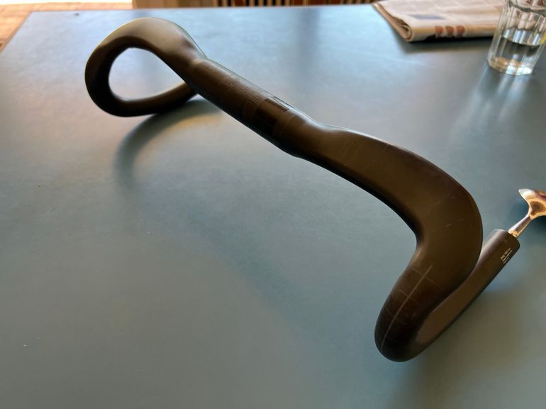 Używany Pro PLT Carbon Handlebar 38cm 2025 bike — zdjęcie 2 z 6