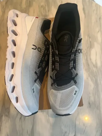 Gebrauchtes On Running Black Ivory bike — Bild 9 von 11