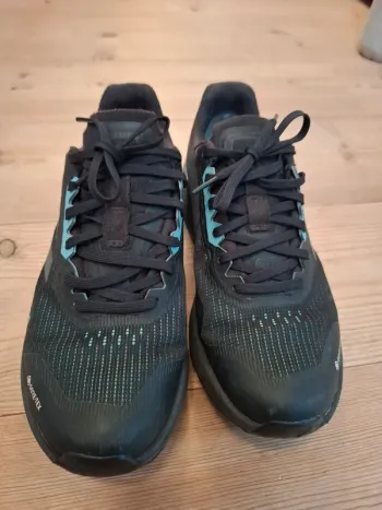 Used Adidas Terrex Agravic Flow Gore-Tex bike — image 2 of 4