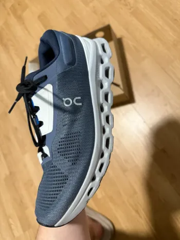 Used On Running On Cloudstratus 3 bike — image 3 of 3