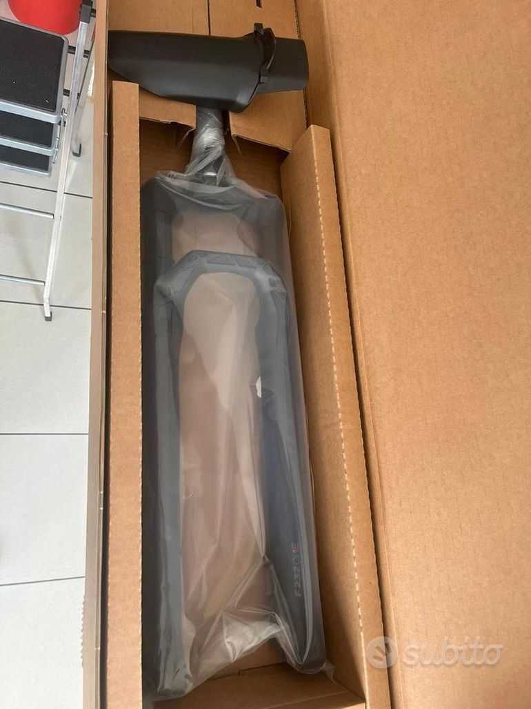Used Dt Swiss F 232 bike — image 3 of 5