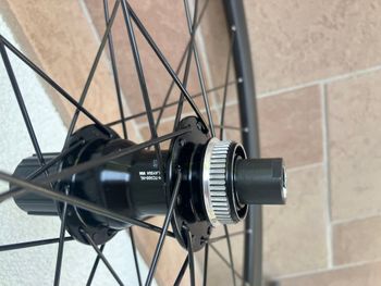 Gebrauchtes Orbea Alu Disc 12v Shimano Road Wheelset 2026 bike — Bild 2 von 9