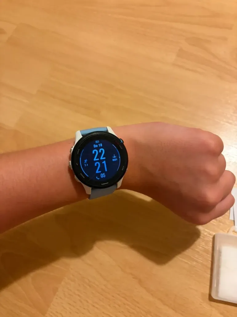 Used Garmin Forerunner 255s Music bike — image 5 of 6