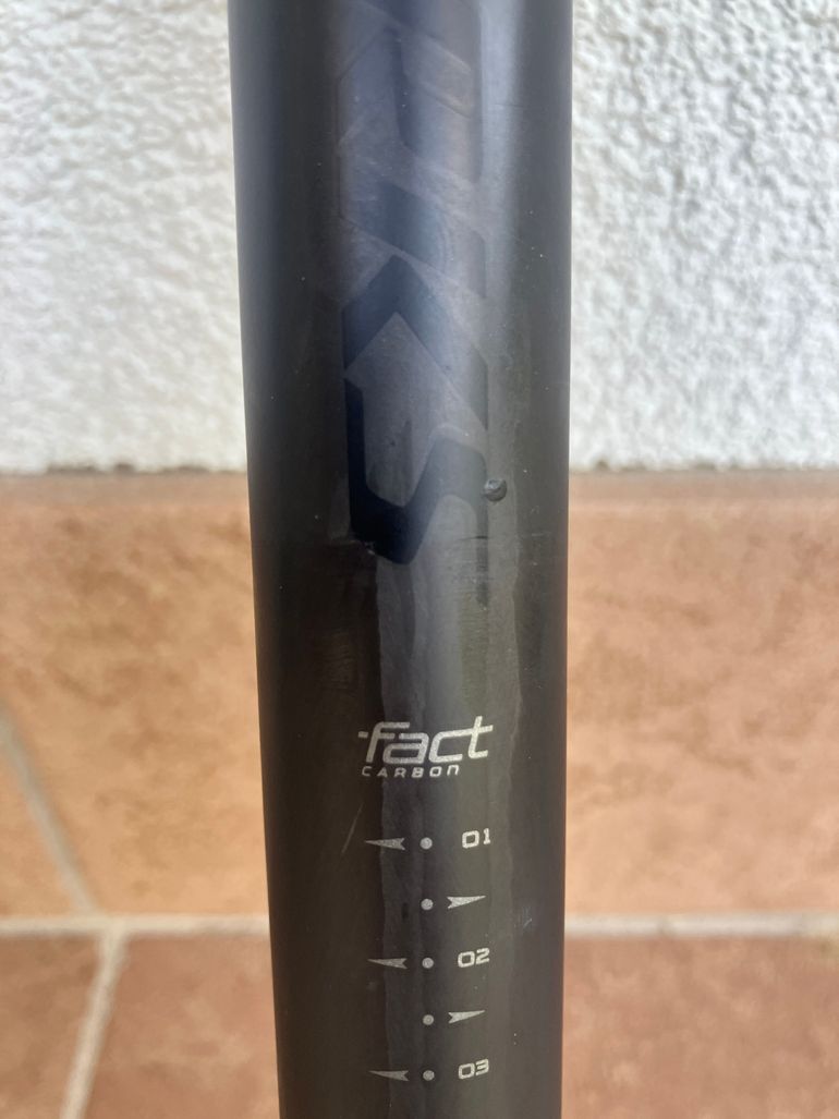 Used Specialized S-works Tarmac 27.2 Carbon 20mm Offset Seatpost 2024 bike — image 7 of 9