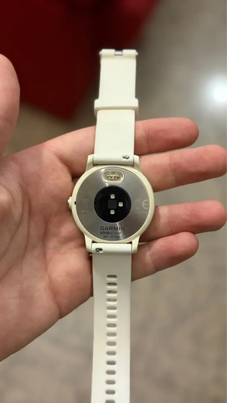 Gebrauchtes Garmin Vivoactive 3 Music bike — Bild 3 von 4