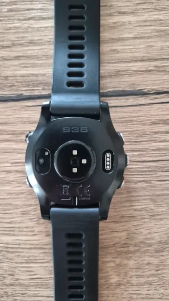 Used Garmin Forerunner 945 bike — image 3 of 5