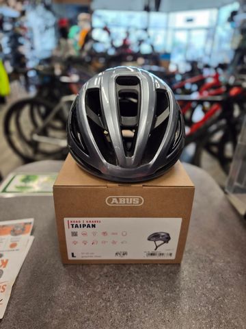 Used ABUS Taipan Helmet 2026 bike — image 2 of 6