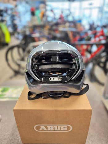 ABUS Taipan Helmet 2026 bike d'occasion — image 3 sur 6