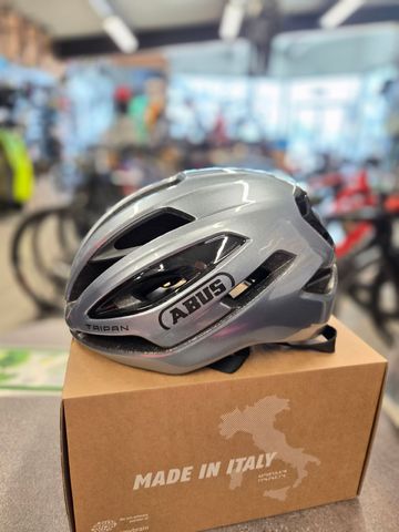 Käytetty ABUS Taipan Helmet 2026 Cycling Accessories