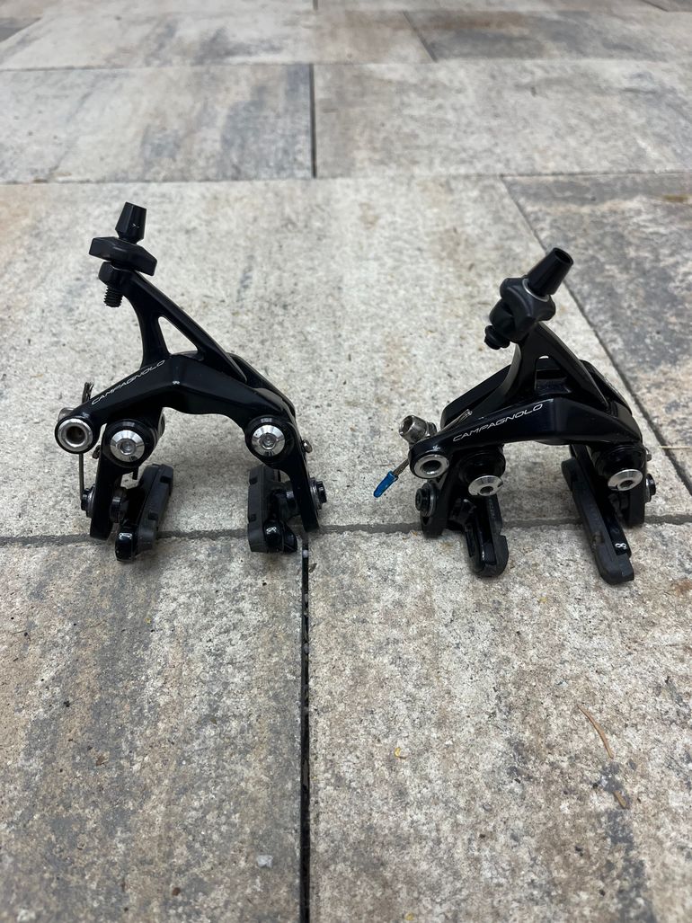 Použité Campagnolo Road Rim Brake Calipers 2018 bike — obrázek 1 z 5