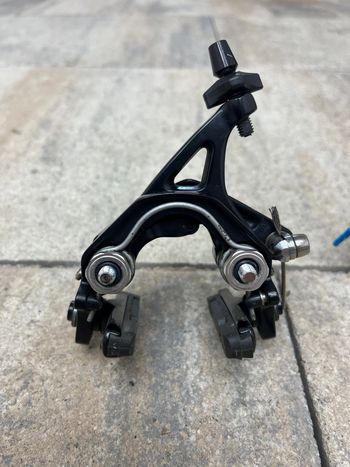 Použité Campagnolo Road Rim Brake Calipers 2018 bike — obrázek 4 z 5