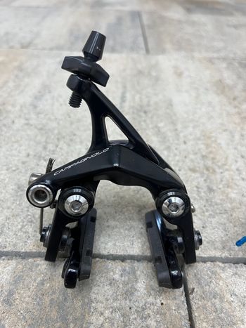 Použité Campagnolo Road Rim Brake Calipers 2018 bike — obrázek 2 z 5