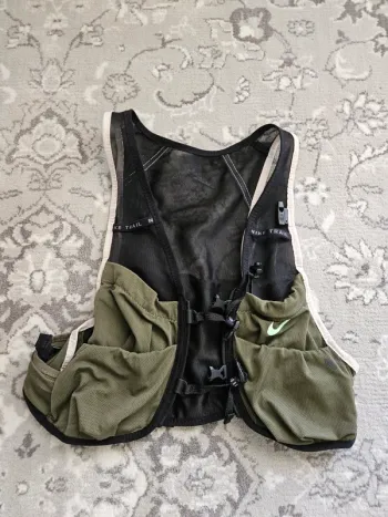 Used Nike Trail Running Vest 2.0 bike