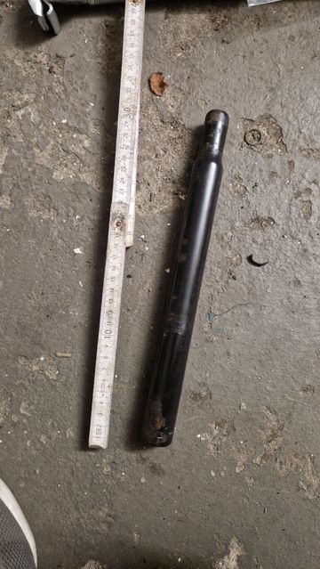 Used Steal Seat Post 28.6 mm, 250 mm Saddles & Seatposts