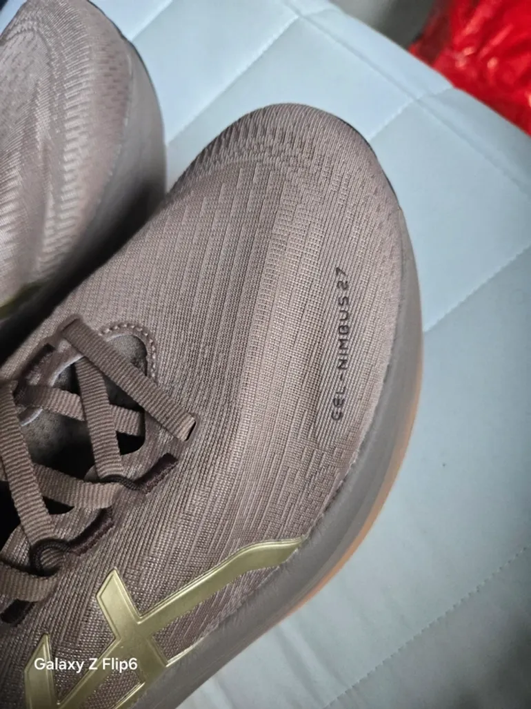 Used Asics Gel-Nimbus 27 bike — image 2 of 2