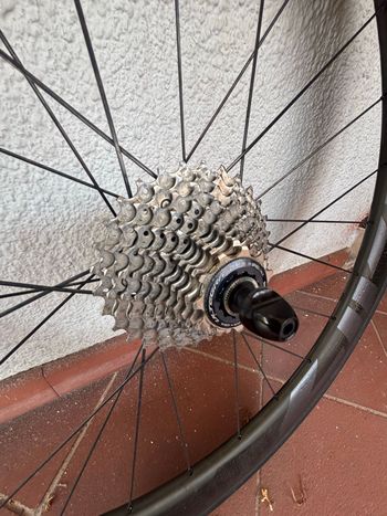 Brugt Zipp 404 Firecrest Rim Brake Wheelset bike — billede 5 af 8