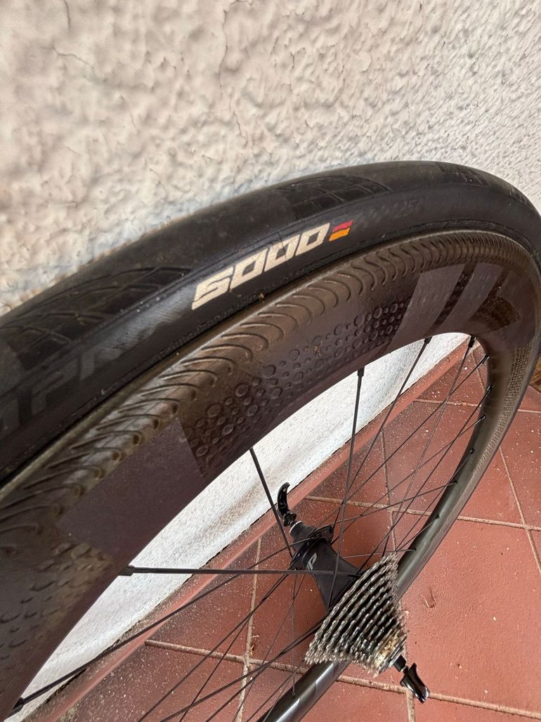 Brugt Zipp 404 Firecrest Rim Brake Wheelset bike — billede 8 af 8