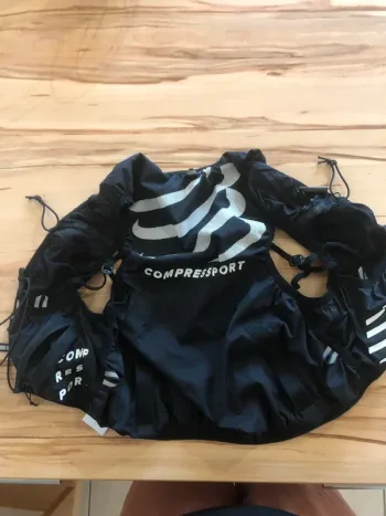 Used Compressport Sac de Trail bike — image 3 of 5