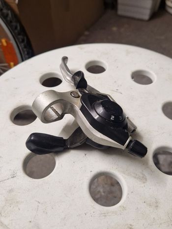 Used Shimano ST-EF28 Left Brake Lever with 3x Shifter bike — image 3 of 3