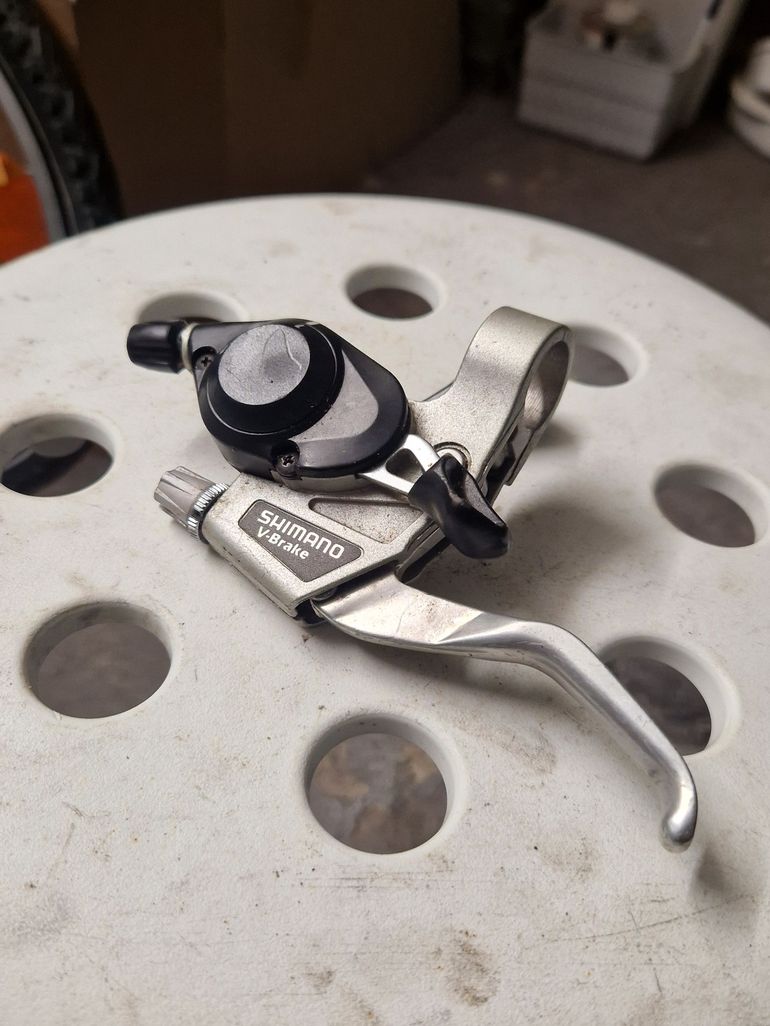 Used Shimano ST-EF28 Left Brake Lever with 3x Shifter bike — image 1 of 3