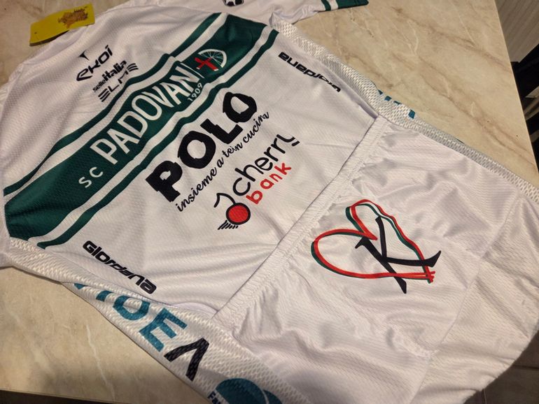 Used Ale cycling Maillot Cycliste Neuf Petit L (M) 2026 bike — image 3 of 5