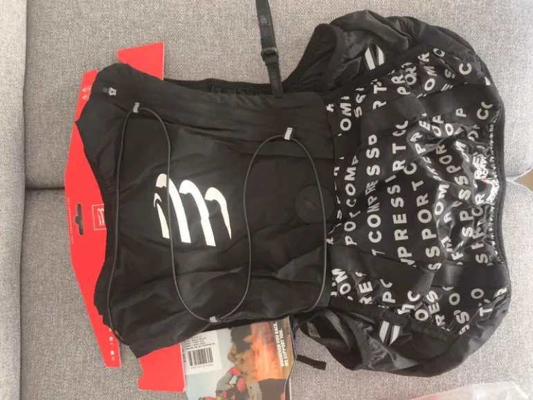 Used Compressport Ultrun S Pack Evo 15 bike — image 2 of 4