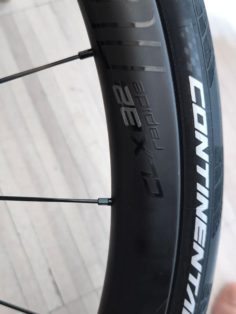 Used Roval CLX32 Rapide 2022 bike — image 6 of 8