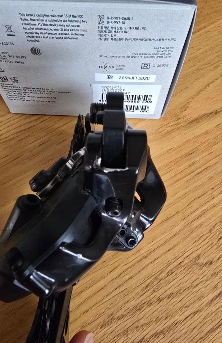 Used Shimano Dura-Ace RD-R9250 12-speed bike — image 4 of 7