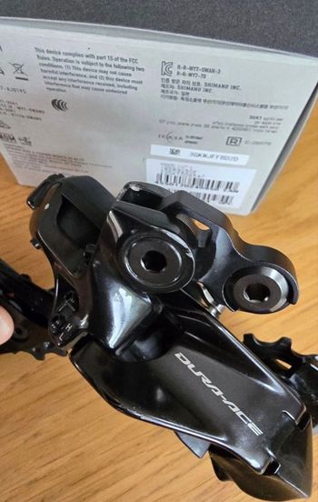 Used Shimano Dura-Ace RD-R9250 12-speed bike — image 6 of 7