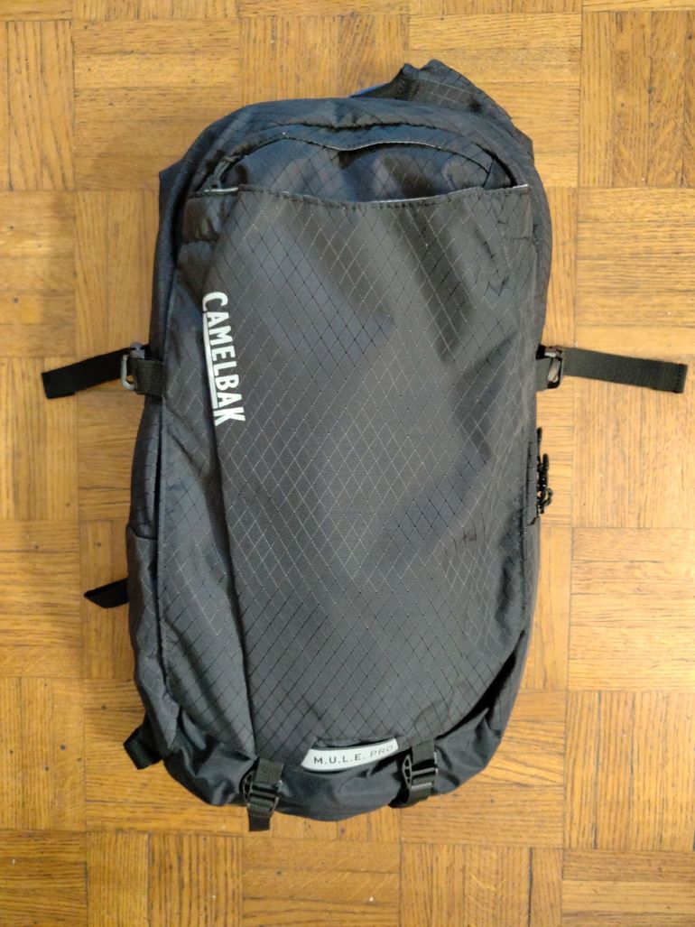 Used Camelbak Mule Pro 14L bike — image 1 of 4