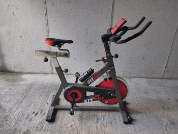 Tweedehands fit fiu BESP-22 bike