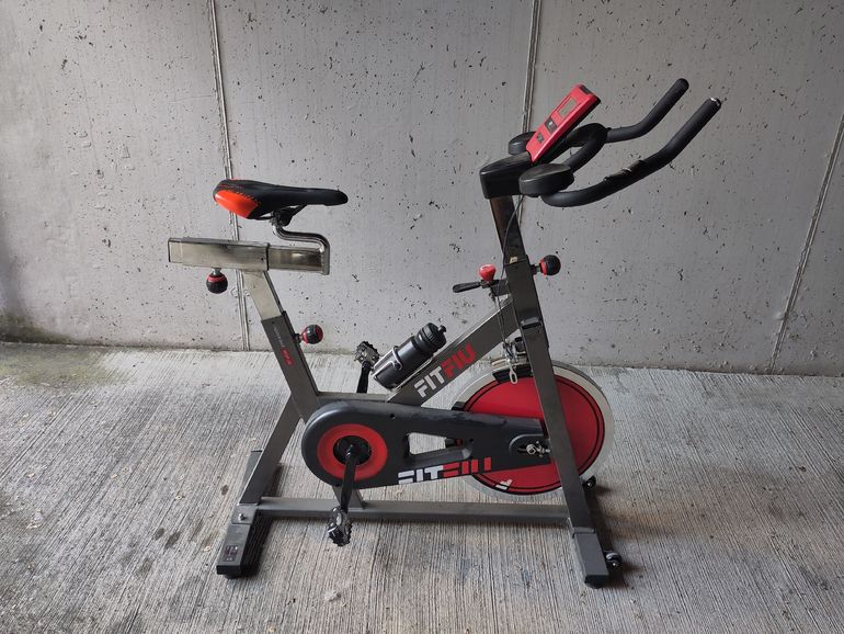 Tweedehands fit fiu BESP-22 bike — afbeelding 1 van 5