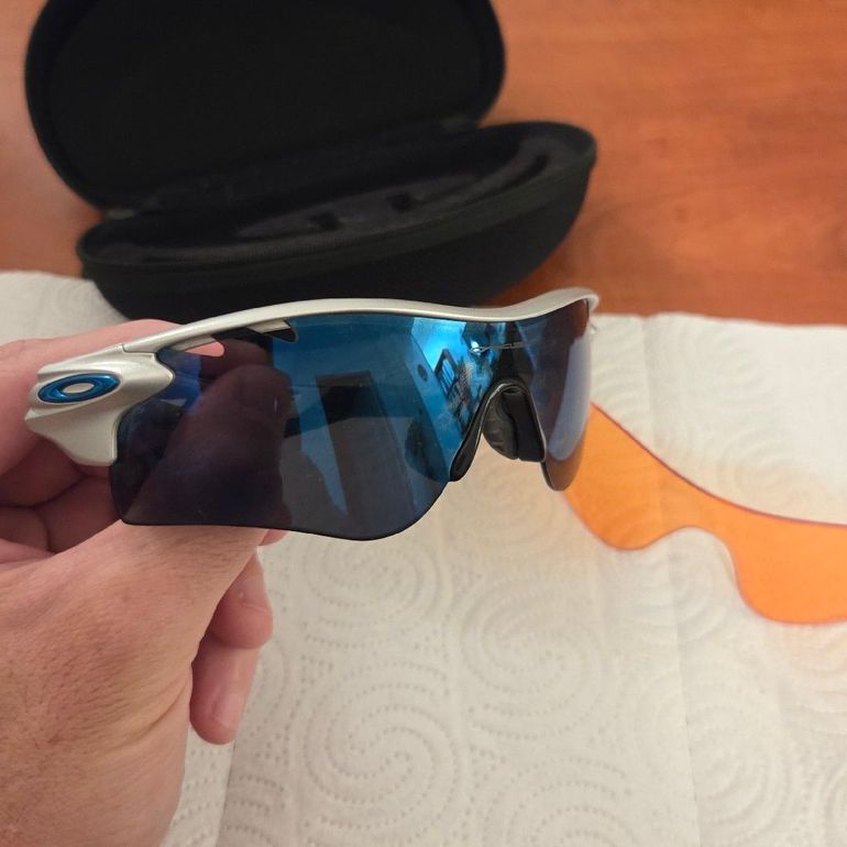 Used Oakley RadarLock Path Cycling Glasses bike — image 11 of 17