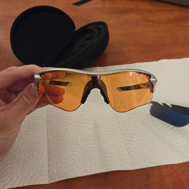 Used Oakley RadarLock Path Cycling Glasses bike — image 4 of 17