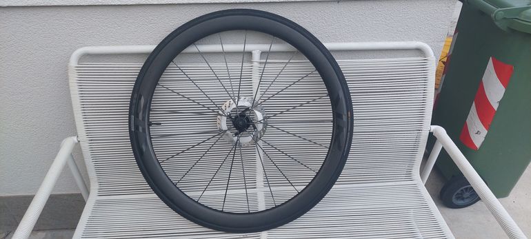 Used Giant SLR 0 40 DISC 2024 bike — image 2 of 7