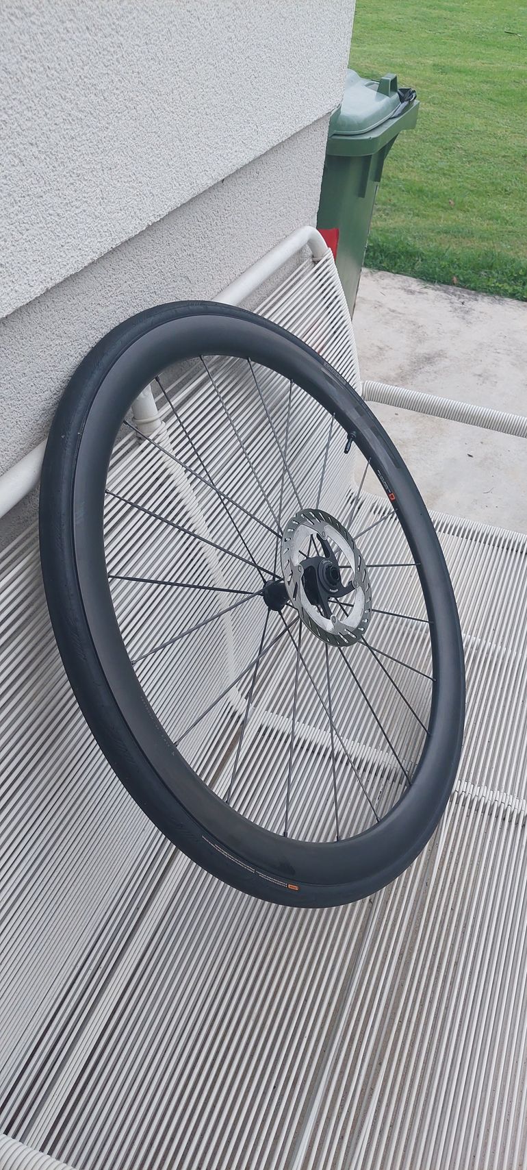 Used Giant SLR 0 40 DISC 2024 bike — image 3 of 7