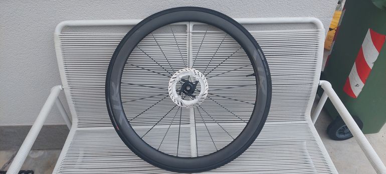 Used Giant SLR 0 40 DISC 2024 bike — image 4 of 7