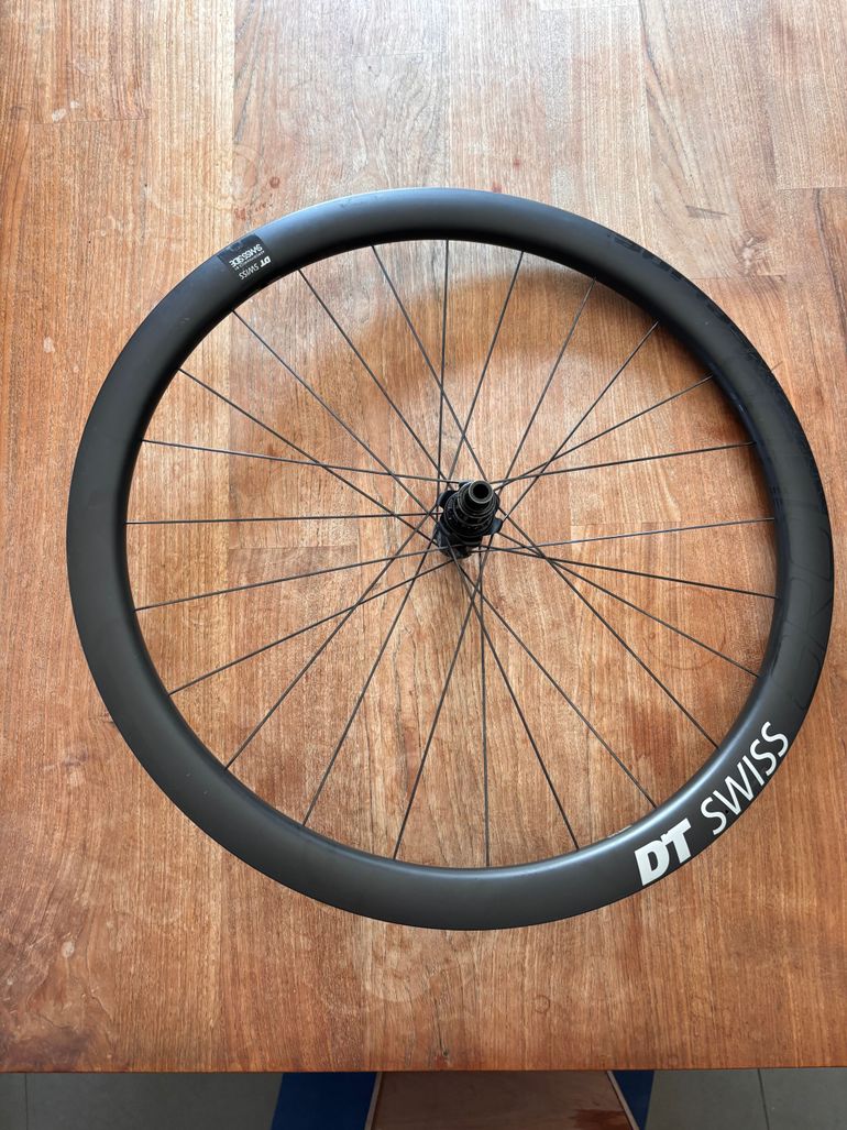 Używany Dt Swiss GRC 1400 SPLINE 42 Carbon Rear Wheel bike — zdjęcie 1 z 2