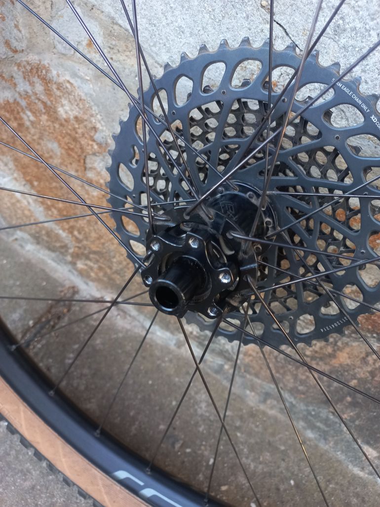 Käytetty Roval Traverse Alloy 29 2022 bike — kuva 7 / 9
