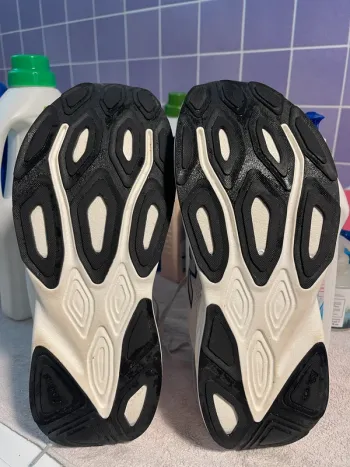 Used New Balance Kaiha v2 bike — image 5 of 5