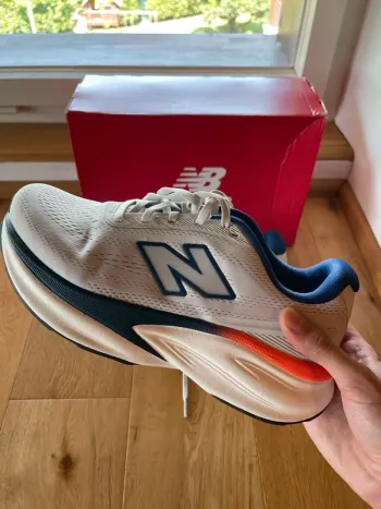 Used New Balance Kaiha v2 bike — image 2 of 5