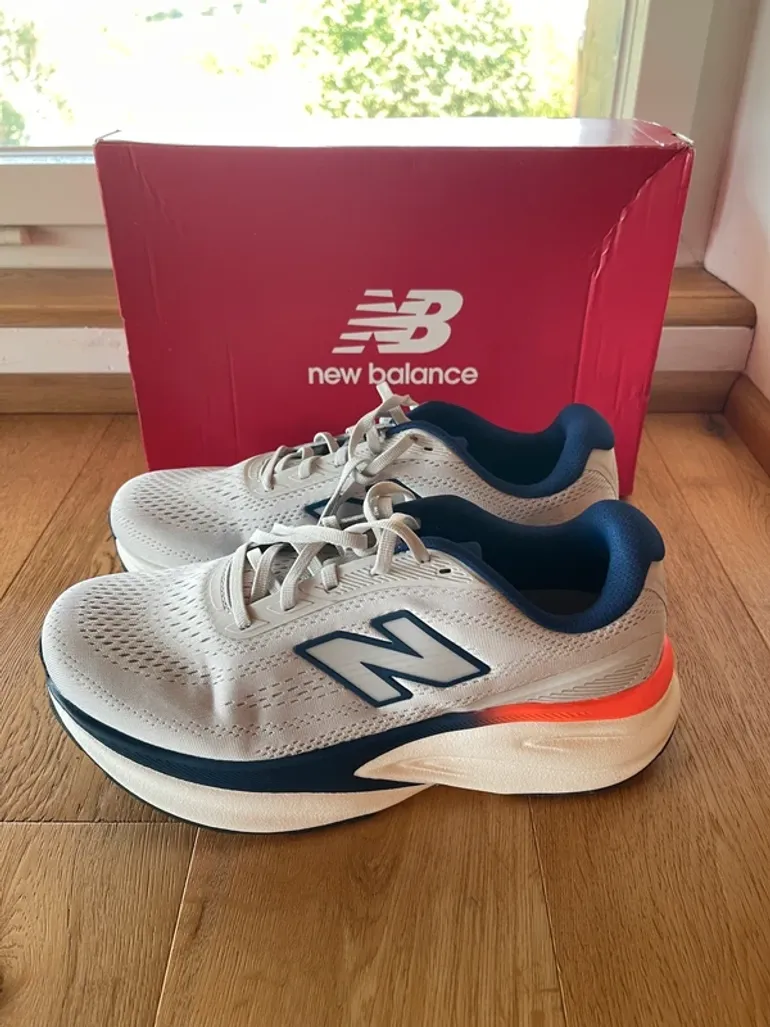 Used New Balance Kaiha v2 bike — image 1 of 5