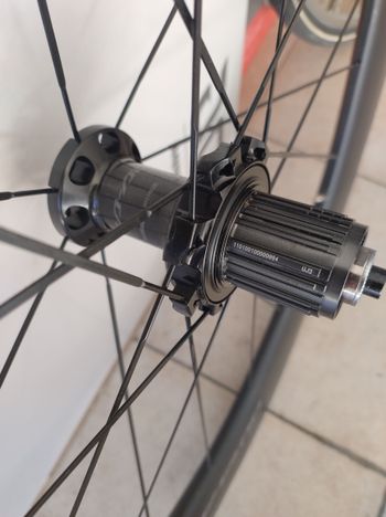 Used Shimano Dura Ace C60 Rim Brake Tubolare 2026 bike — image 6 of 7