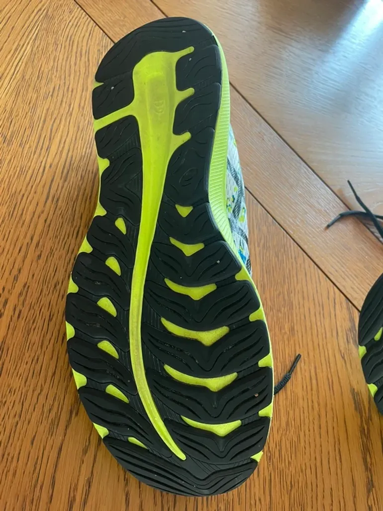 Käytetty Asics Running Shoes bike — kuva 7 / 9