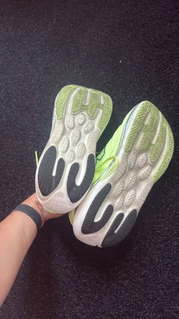 Used New Balance 1080v15 bike — image 3 of 5